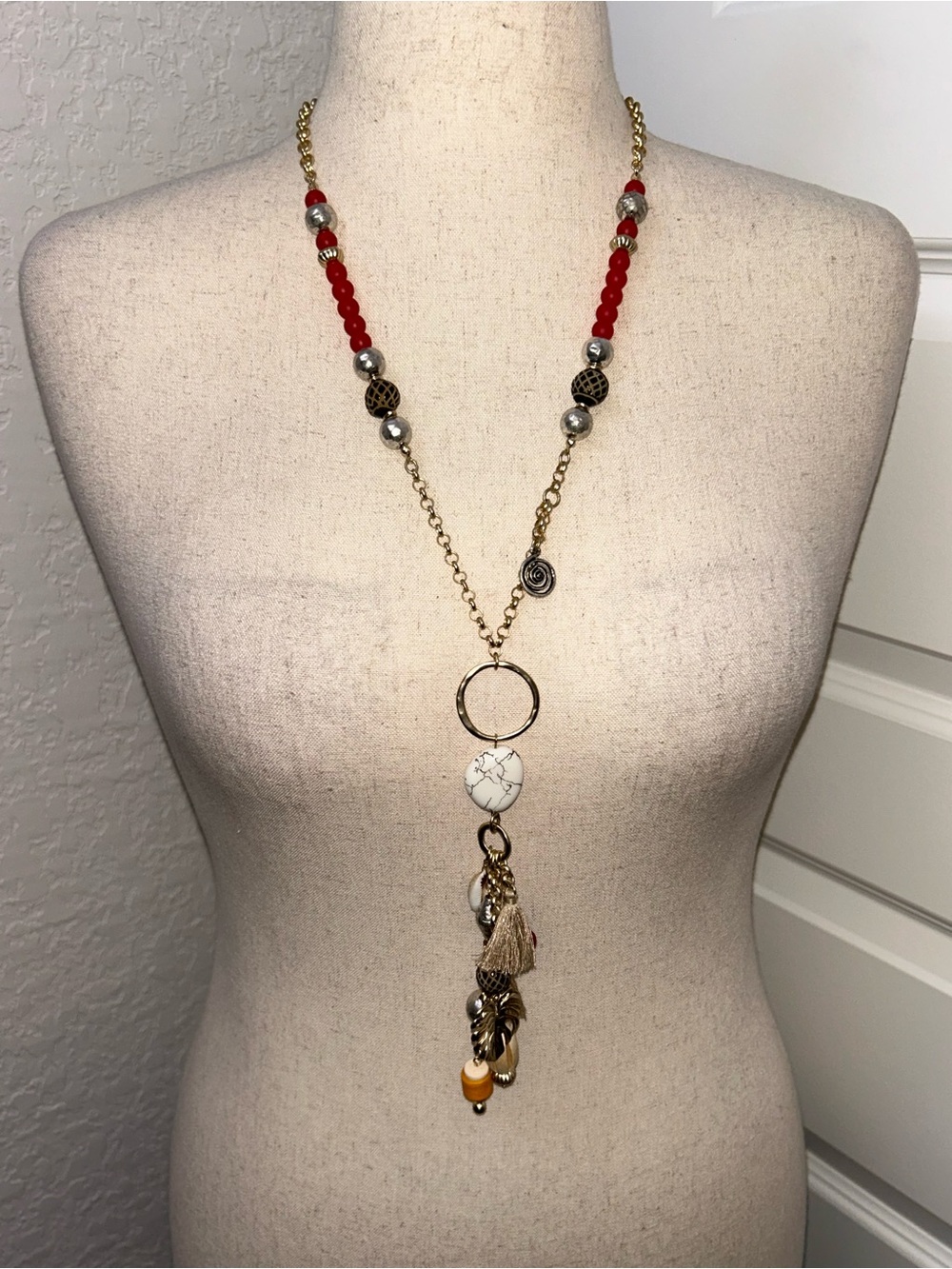 Chico’s Gold Tone Lariat Tassel Long Statement Necklace Chicos